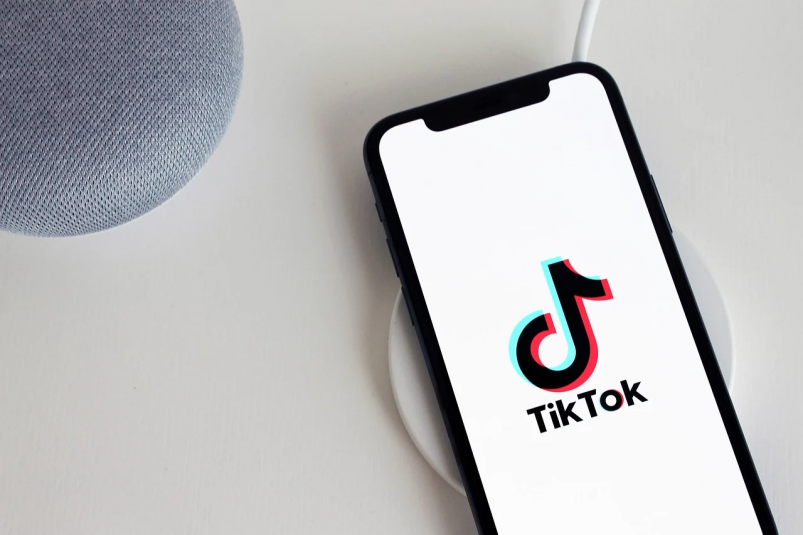 TikTok анонсував запуск служби психологічної допомоги