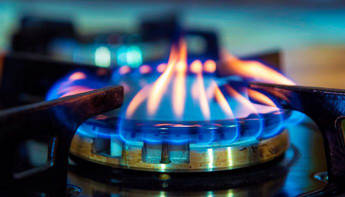 Нові газові тарифи: хто заплатить на 50% більше і кому вимкнуть блакитне паливо