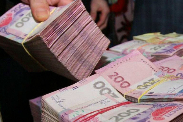 Митника з «Ягодина» покарали за «забуті» пів мільйона гривень
