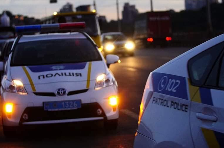 В Луцьку зловили озброєного водія «під кайфом» (відео)