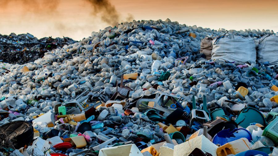 Україна потопає у смітті: сортують лише 4% твердих побутових відходів