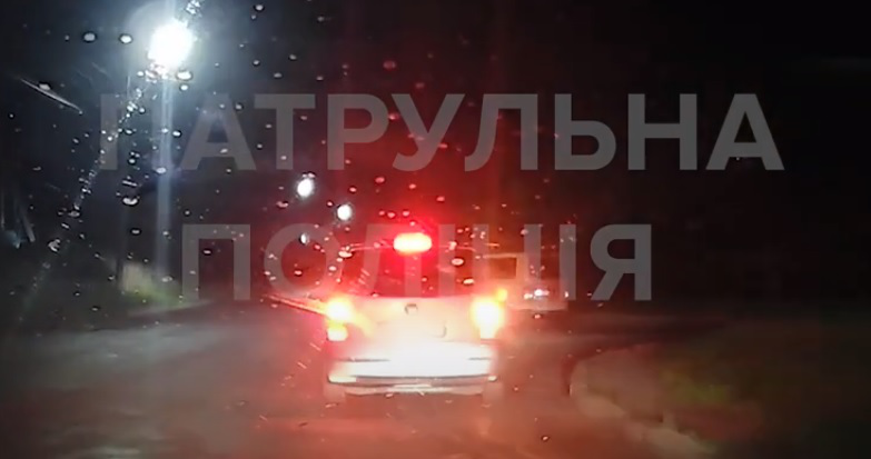 У Луцьку на ЛПЗ вночі зловили п'яного водія (відео)