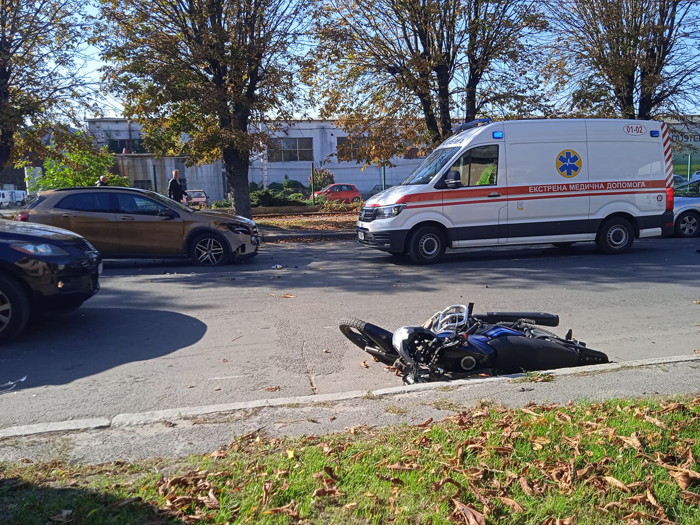 ДТП У Луцьку: авто зіткнулося з мотоциклом (фото, відео)