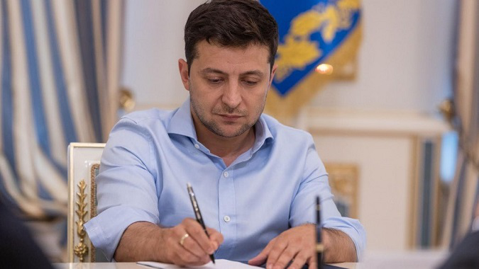 Зеленський підписав закон про протидію антисемітизму в Україні