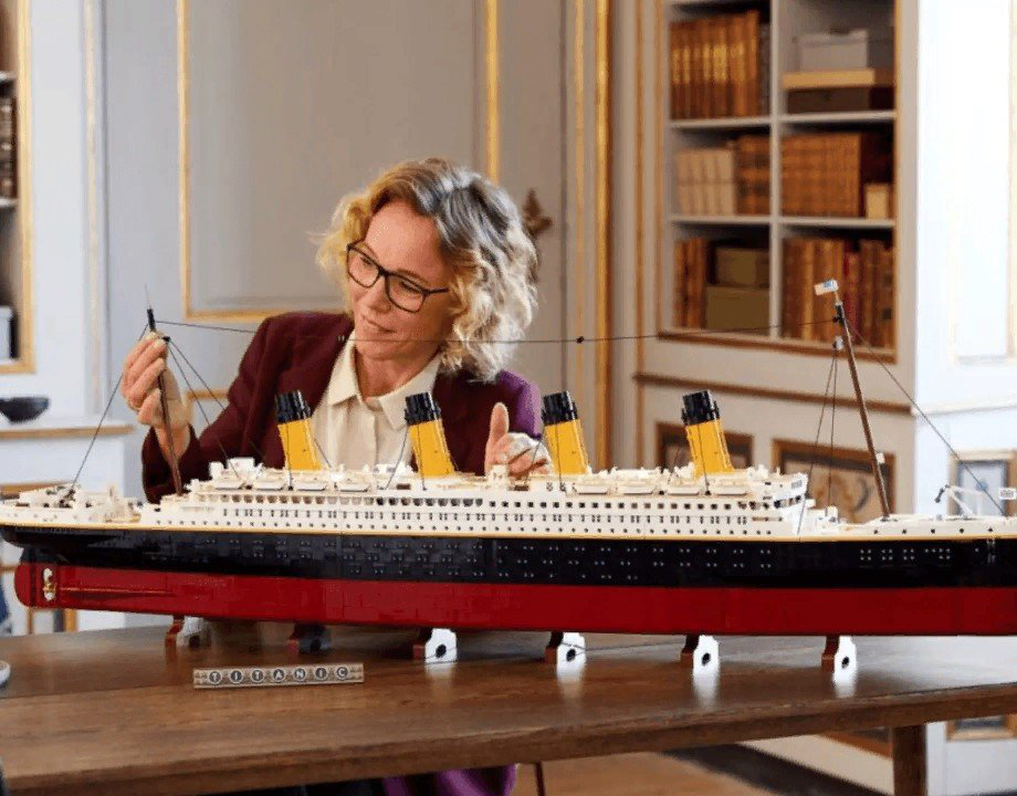 Завдовжки понад 1,3 метра: LEGO випустить конструктор-копію «Титаніка» (відео)