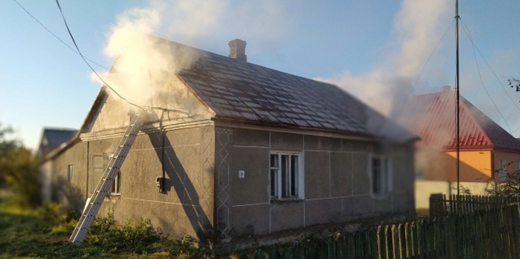 В пожежі у Любешеві загинули двоє чоловіків (відео)