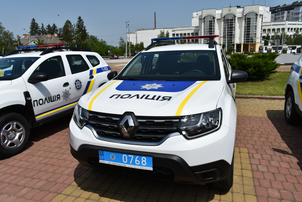 Від ВАЗа до Toyota Land Cruiser: автопарк волинської поліції