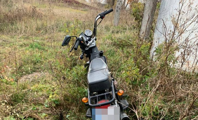 У Луцькому районі 17-річний мотоцикліст збив жінку (фото)
