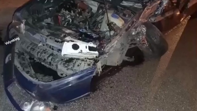 У Луцькому районі жахлива ДТП: вщент розтрощені машини (відео)