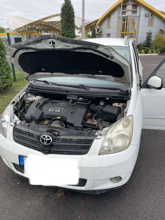 В «Ягодині» у громадянина Молдови конфіскували Toyota Corolla