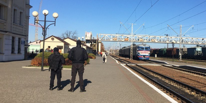 У Луцьку на вокзал викликали патрульних через пасажирів без COVID-сертифікатів