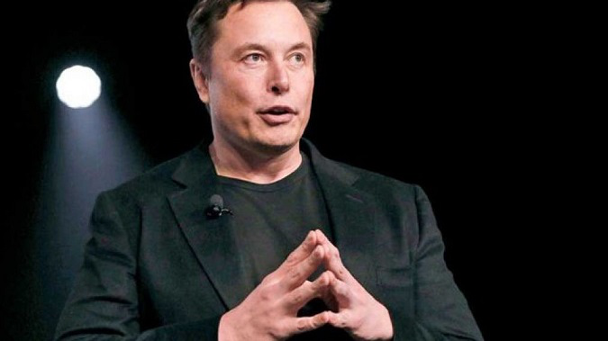 Ілон Маск готовий продати акції Tesla на боротьбу із голодом