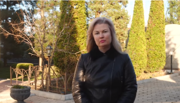 Побоюється за своє життя: вдова загиблого мера Кривого Рогу записала звернення (відео)