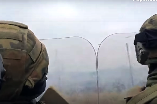 Сутички на польсько-білоруському кордоні: поранений поліцейський (відео)