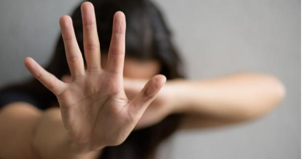 Головою об криницю: домашнє насильство у селах Волині лишається нормою