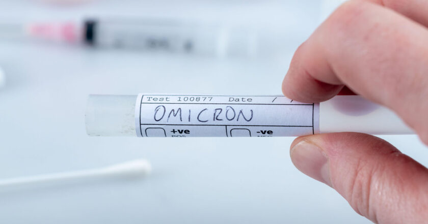 Новий штам коронавірусу «Омікрон»: що відомо (відео)