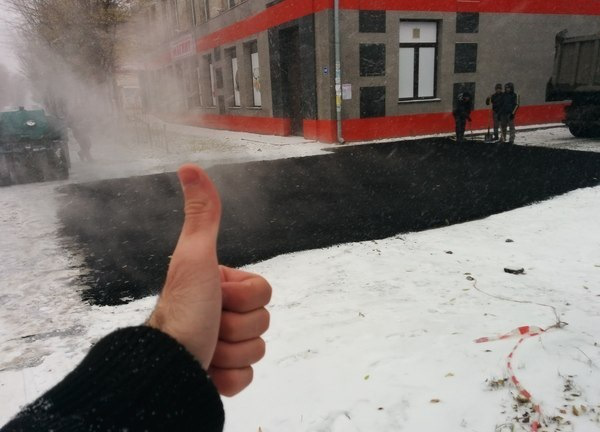 Підрядника, який у Луцьку клав асфальт у сніг, оштрафують на 200 тисяч (відео)