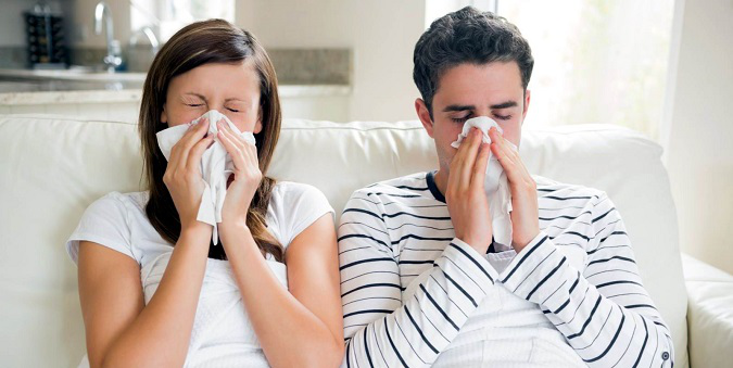 Розповіли, чи можна одночасно хворіти на грип та COVID-19