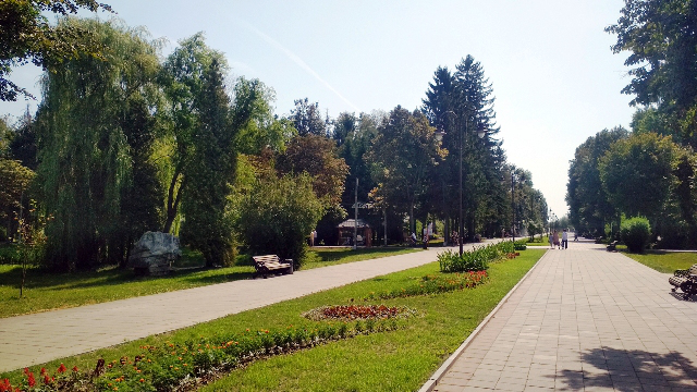 Парки, «розумні» зупинки, фасади: у Луцькраді назвали пріоритети 2022