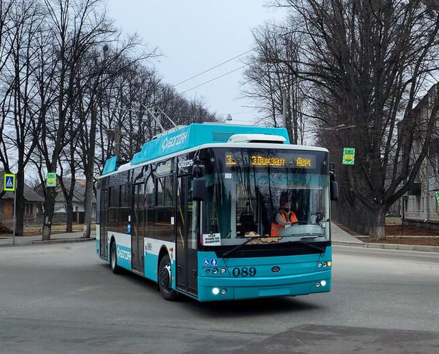 Всі 19: луцькі тролейбуси «Богдан» поїхали в Суми (фото)