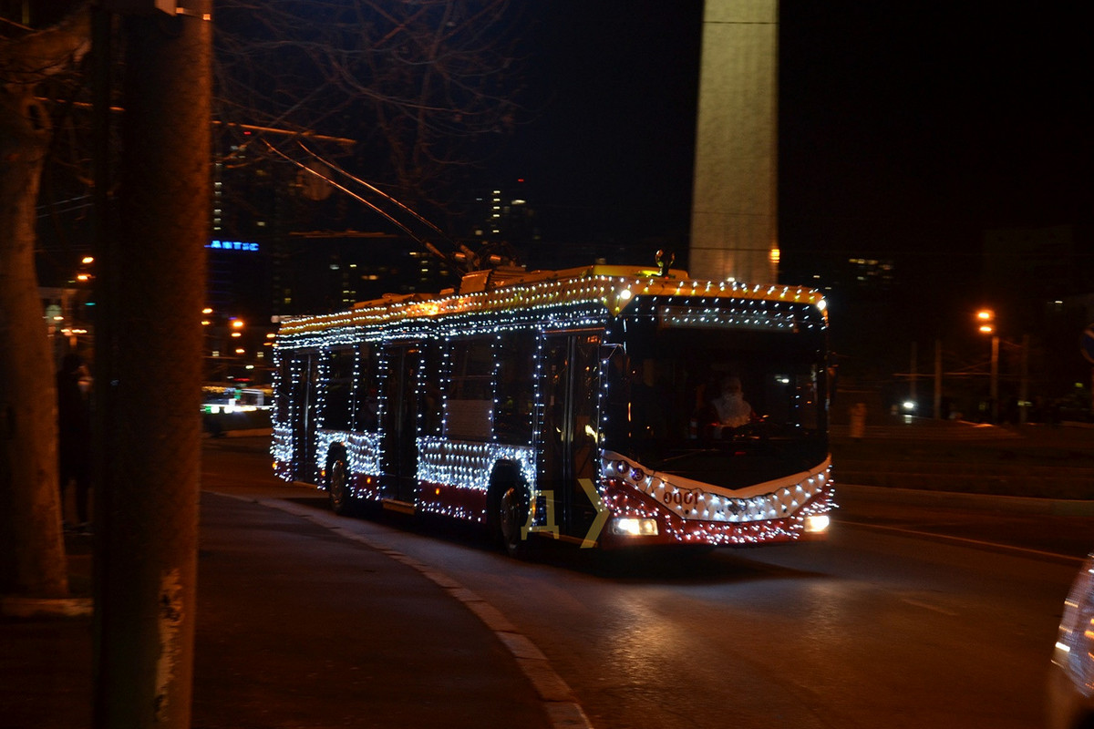 Як в Луцьку курсуватиме громадський транспорт у новорічну ніч