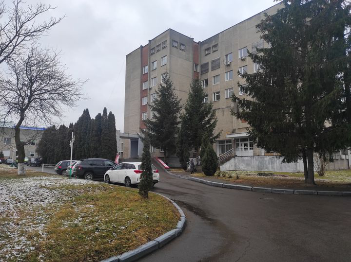 Хворих поменшало: у ковідному шпиталі в Боголюбах призупинили роботу відділення