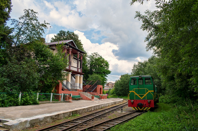 «Дитяча залізниця» у Луцьку має стати центром відпочинку і розваг (відео)