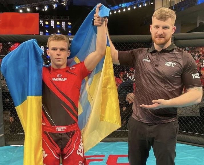 Студент ЛНТУ Іван Пасич став віце-чемпіоном світу з ММА