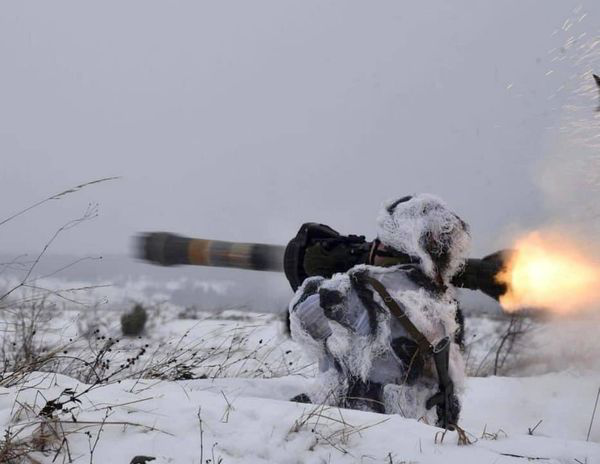 Волинські військові навчалися стріляти з нових ракетних комплексів NLAW (відео)