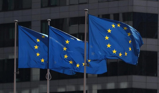 Доведеться попрацювати: Єврокомісія надасть Україні 1,2 млрд євро