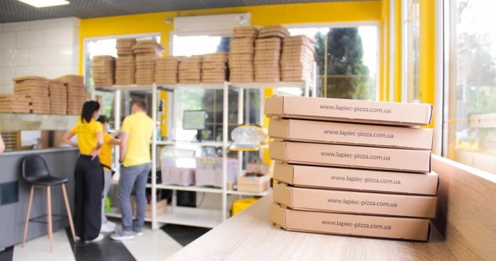 У Луцьку припинив роботу популярний сервіс доставки піци La П'єц