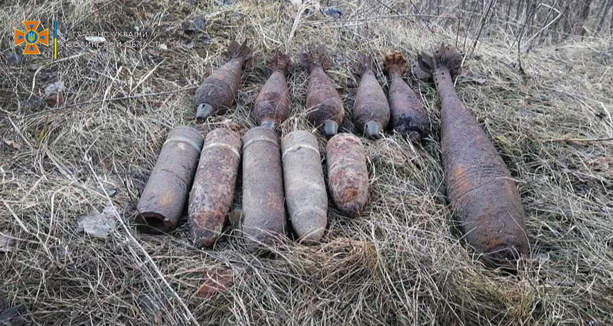 Міни та снаряди: волинські надзвичайники знищили 13 боєприпасів Другої світової війни