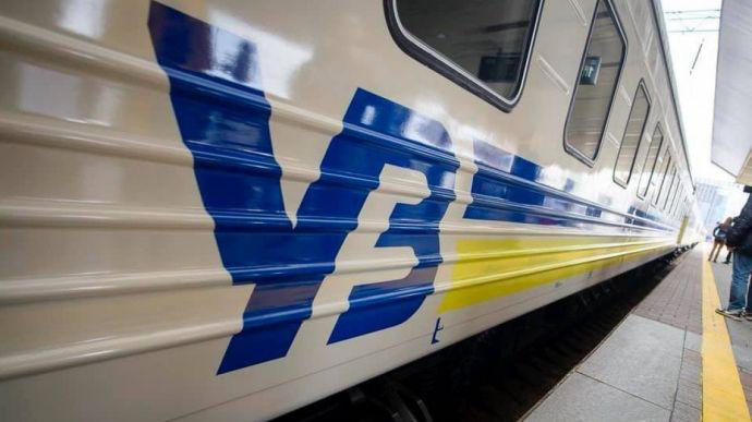 Укрзалізниця призначає додаткові поїзди зі Львова до кордону з Польщею