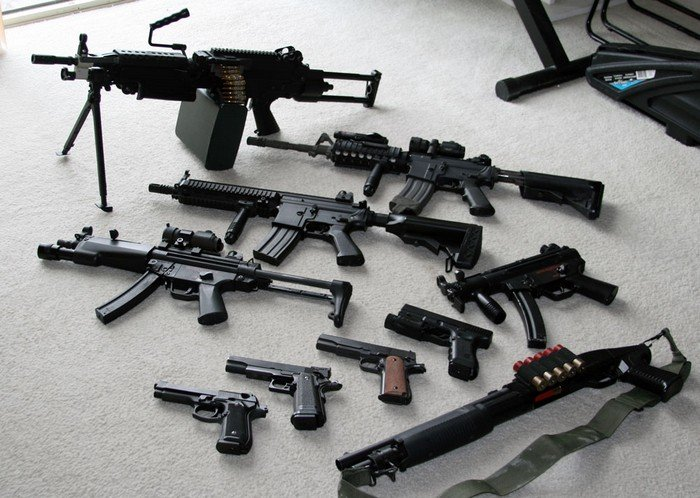 Вперше за історію існування: ЄС профінансує купівлю зброї для України