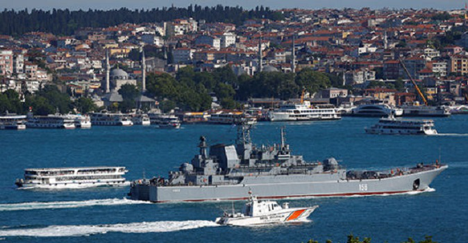 «Це переросло у війну»: Туреччина закриває Босфор для військових кораблів РФ