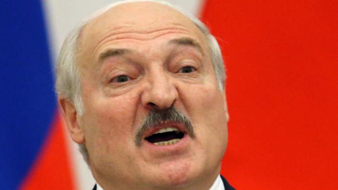 Лукашенко, можливо, ухвалює рішення вступити у війну проти України – ЦОС