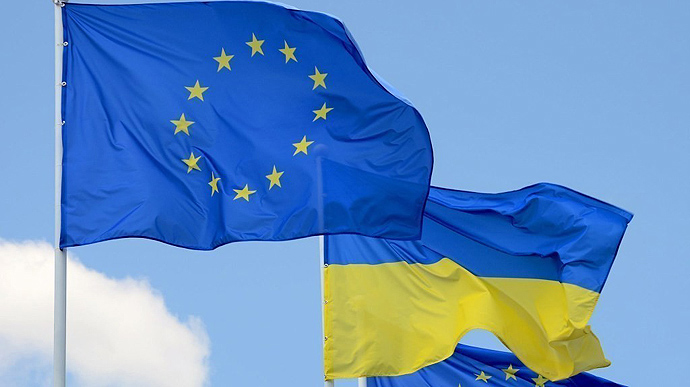 Європарламент рекомендував надати Україні статус кандидата на вступ до ЄС (відео)