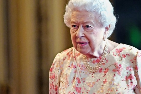 Королева Єлизавета ІІ зробила пожертву для українських біженців