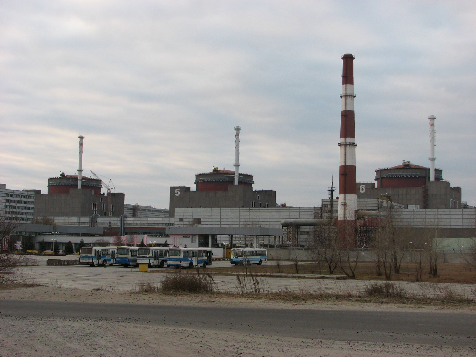 Ядерна безпека на Запорізькій АЕС порушена: Зеленський зробив термінове звернення