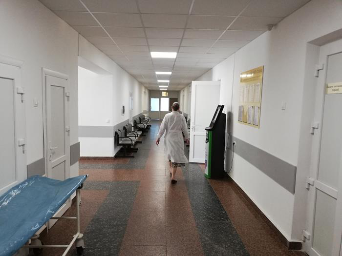 Поліклініки та амбулаторії у Луцьку працюють у звичному режимі