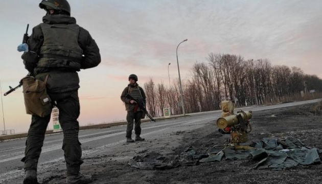 Українські війська змушують противника відходити, натомість ворог «сіє» фейки