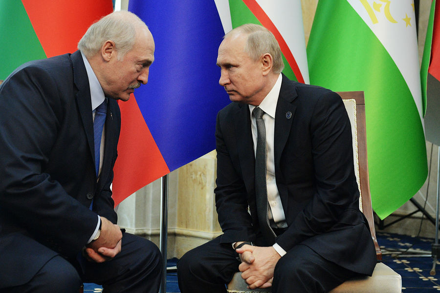 Лукашенко полетів до Путіна на переговори