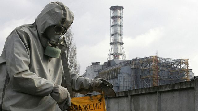 Лінії електропередач до Чорнобильської АЕС все ще не полагодили
