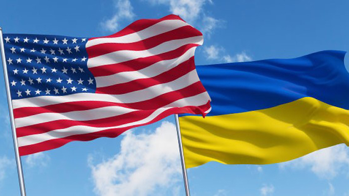 США нададуть України 800 мільйонів доларів на військові потреби