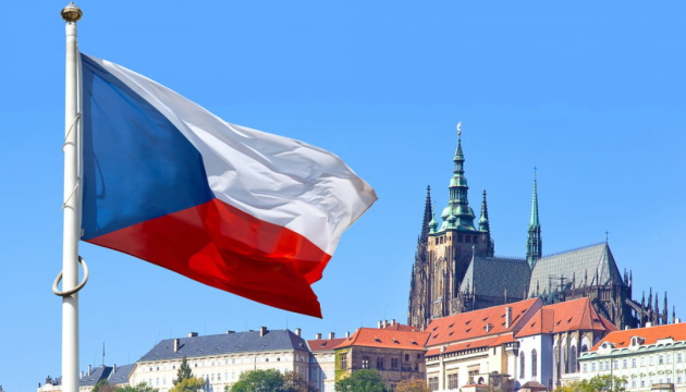 Чехія не зможе більше приймати біженців з України