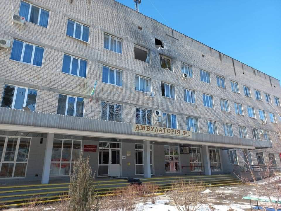 За три тижні війни російські терористи атакували 43 українські лікарні, – ВООЗ