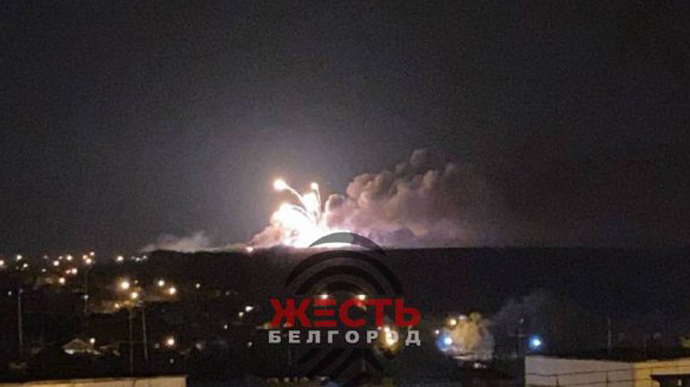 У російському Бєлґороді вибухає: ймовірно, горить склад боєприпасів (відео)