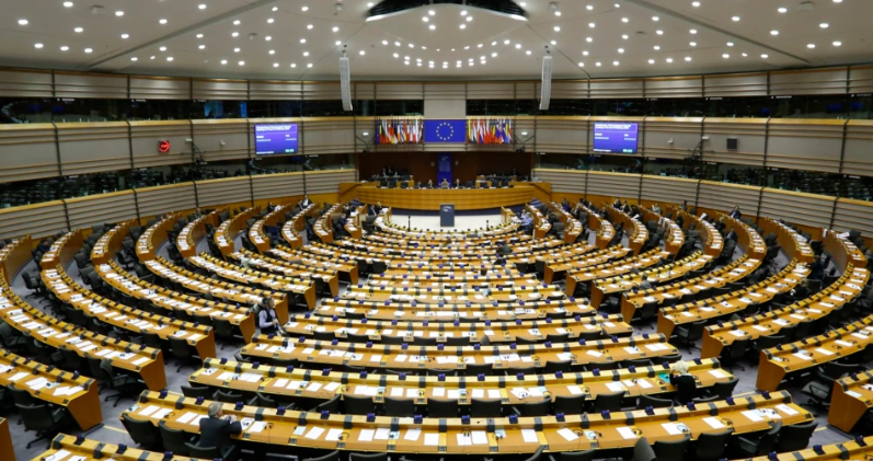 Європарламент закликав ЄС до ембарго нафти та газу з рф