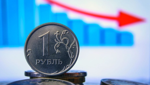 Перший за століття зовнішній дефолт росії майже неминучий, – Bloomberg