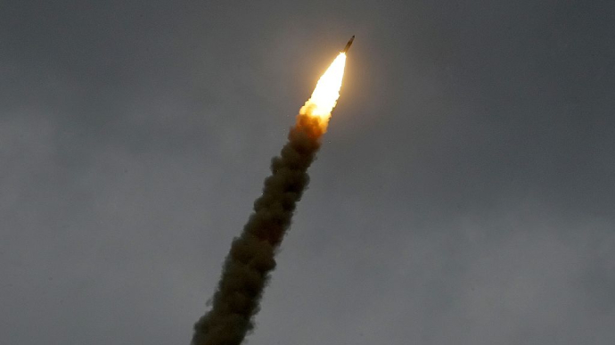 Загроза ракетних ударів залишається високою на всій території України, – Генштаб
